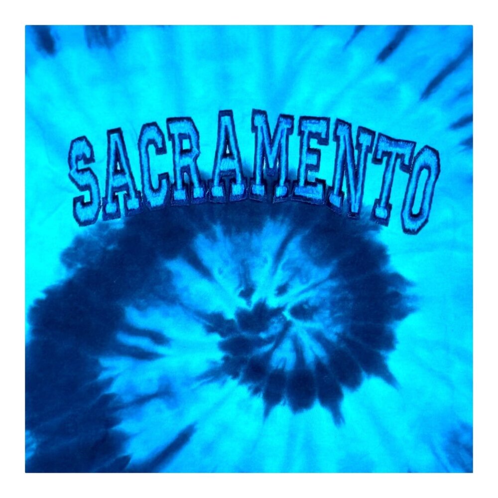 Sacramento Tie-Dye T-Shirt By Gildan Size XL Blue Black Cotton Vintage Swirl Y2K